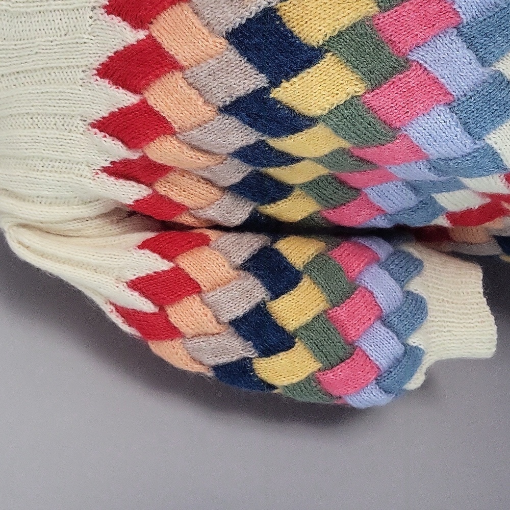 Multicolor Diamond Pattern Women's Sweater - Picture 5 of 16